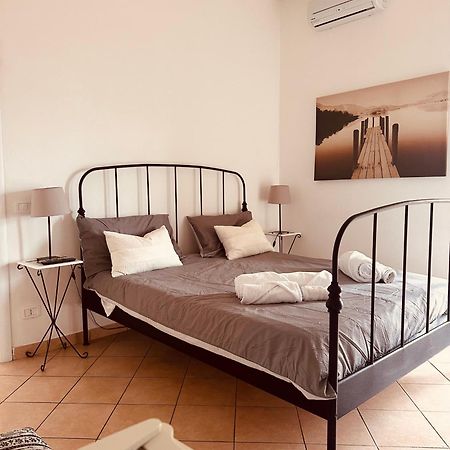 La Locanda Di Andrea Il Pescatore Bed & Breakfast Borgo Montenero Eksteriør bilde