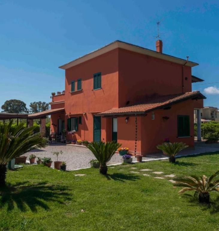 La Locanda Di Andrea Il Pescatore Bed & Breakfast Borgo Montenero Eksteriør bilde